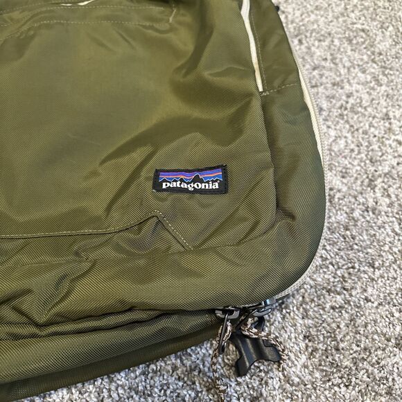 Patagonia Headway MLC 45L Olive Green Backpack Messenger Shoulder Bag Gently Use - Picture 2 of 11